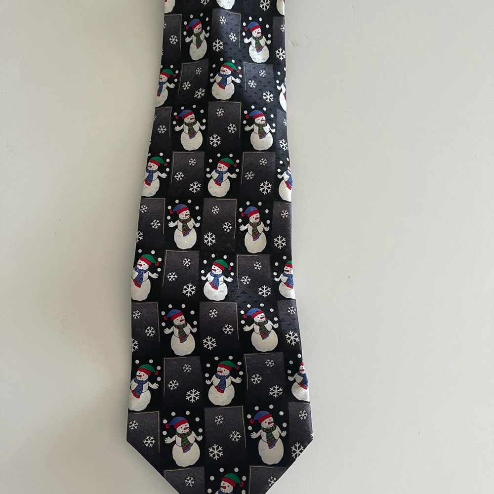 Men Snowman theme necktie